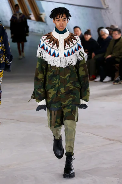 Look 46